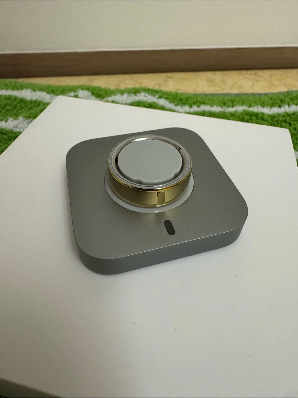 Gold Oura Ring 4 - Brand New!